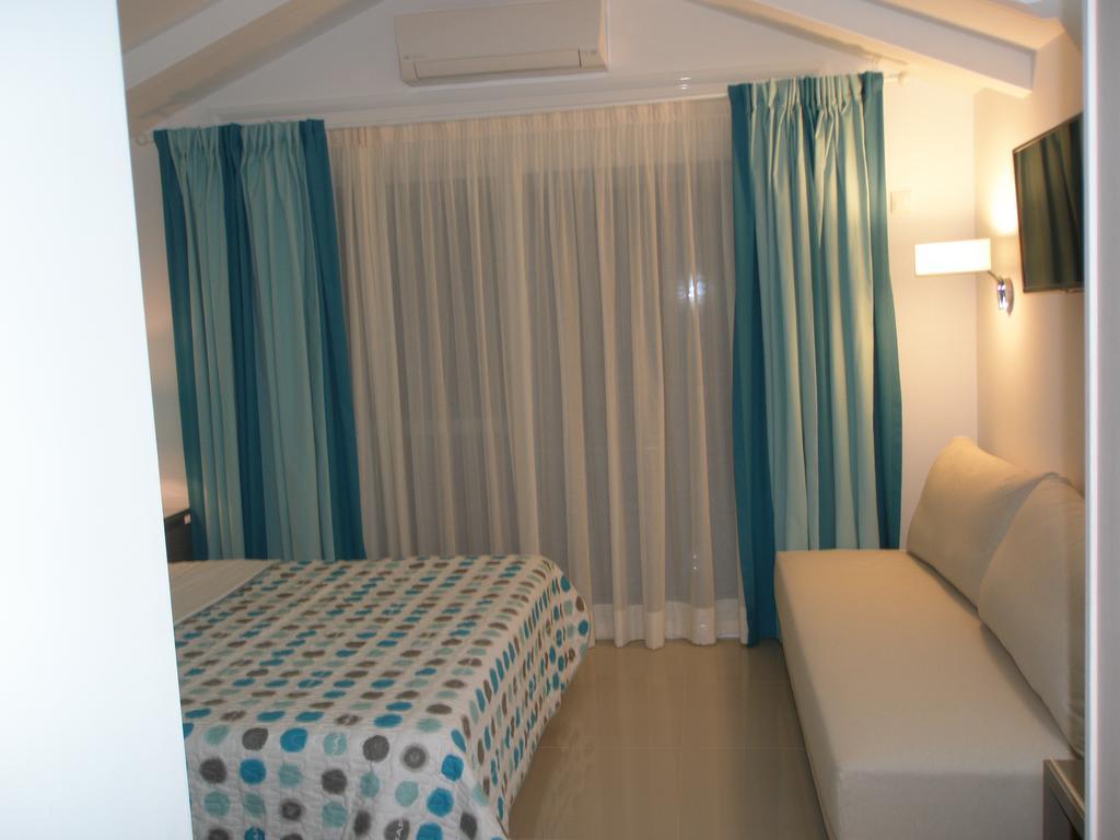 Whitesands Beach Resort Paralia Vrachou Rom bilde